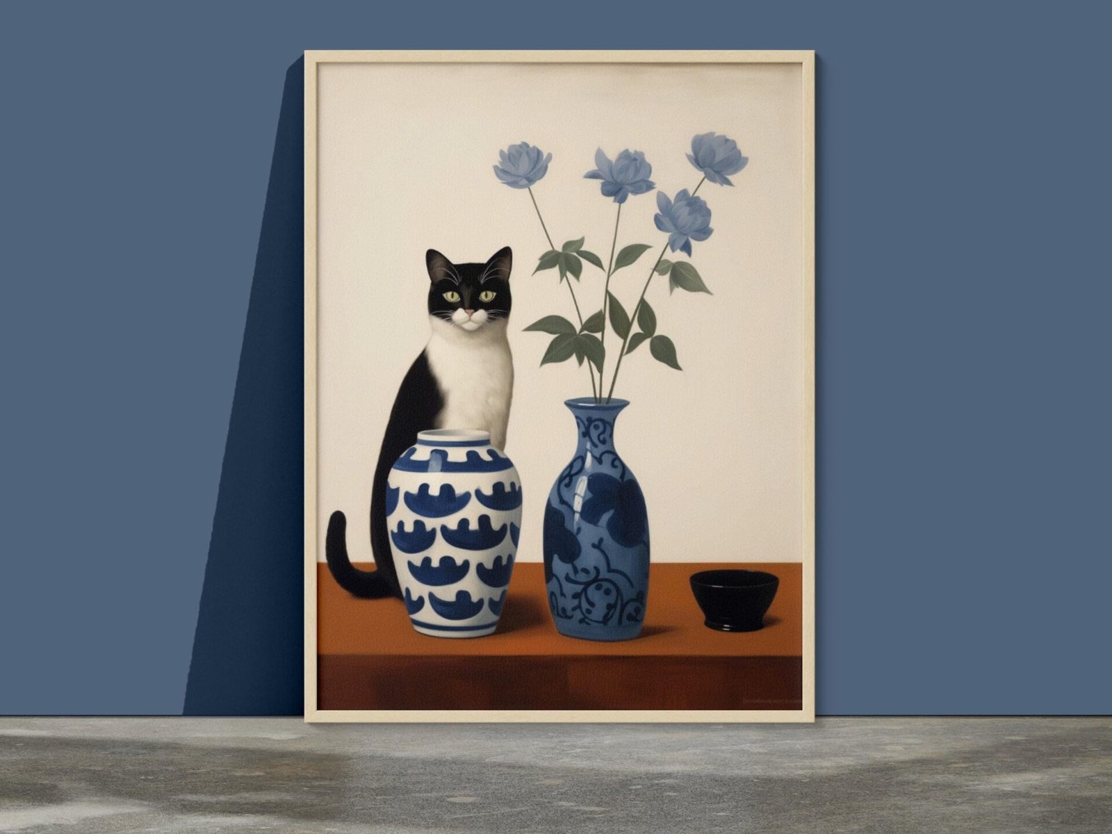 Les vases bleus, nature morte avec chat inspiré de Douanier Rousseau et Félix Vallotton