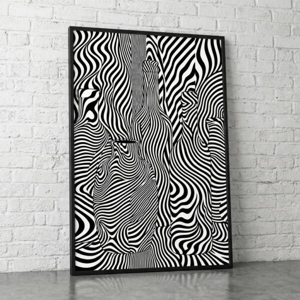 Imaginez un monde où les objets du quotidien, d'ordinaire si silencieux, se mettent à vibrer d'une énergie invisible. Ces flacons, hérités des maîtres du passé, s'animent sous vos yeux, portés par des ondes graphiques hypnotiques. Une rencontre inattendue entre la sérénité d'un atelier d'autrefois et le rythme effréné de l'abstraction optique moderne.