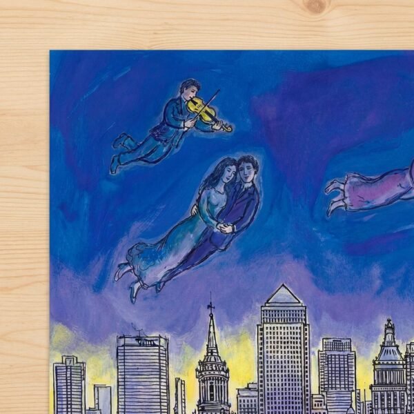 Imaginez une métropole où les lois de la physique s'effacent devant le souffle de la romance. Sous une lune d'un bleu magnétique, les gratte-ciel de New York et les flèches de Paris s'unissent dans une symphonie architecturale. Là, au sommet du monde, des amants flottent au son de violons célestes, transformant le béton en un poème éternel.