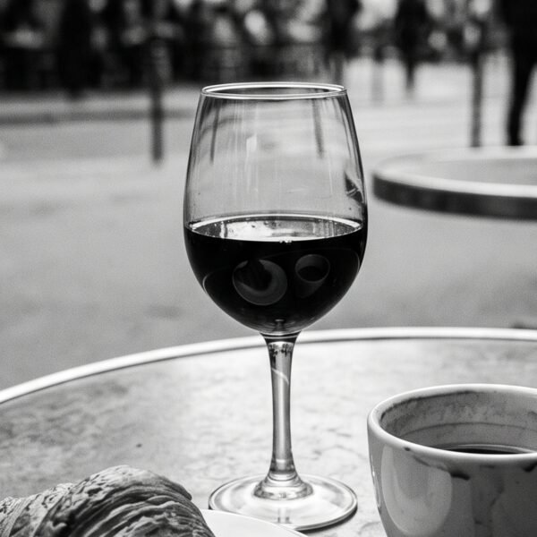 Instant Parisien