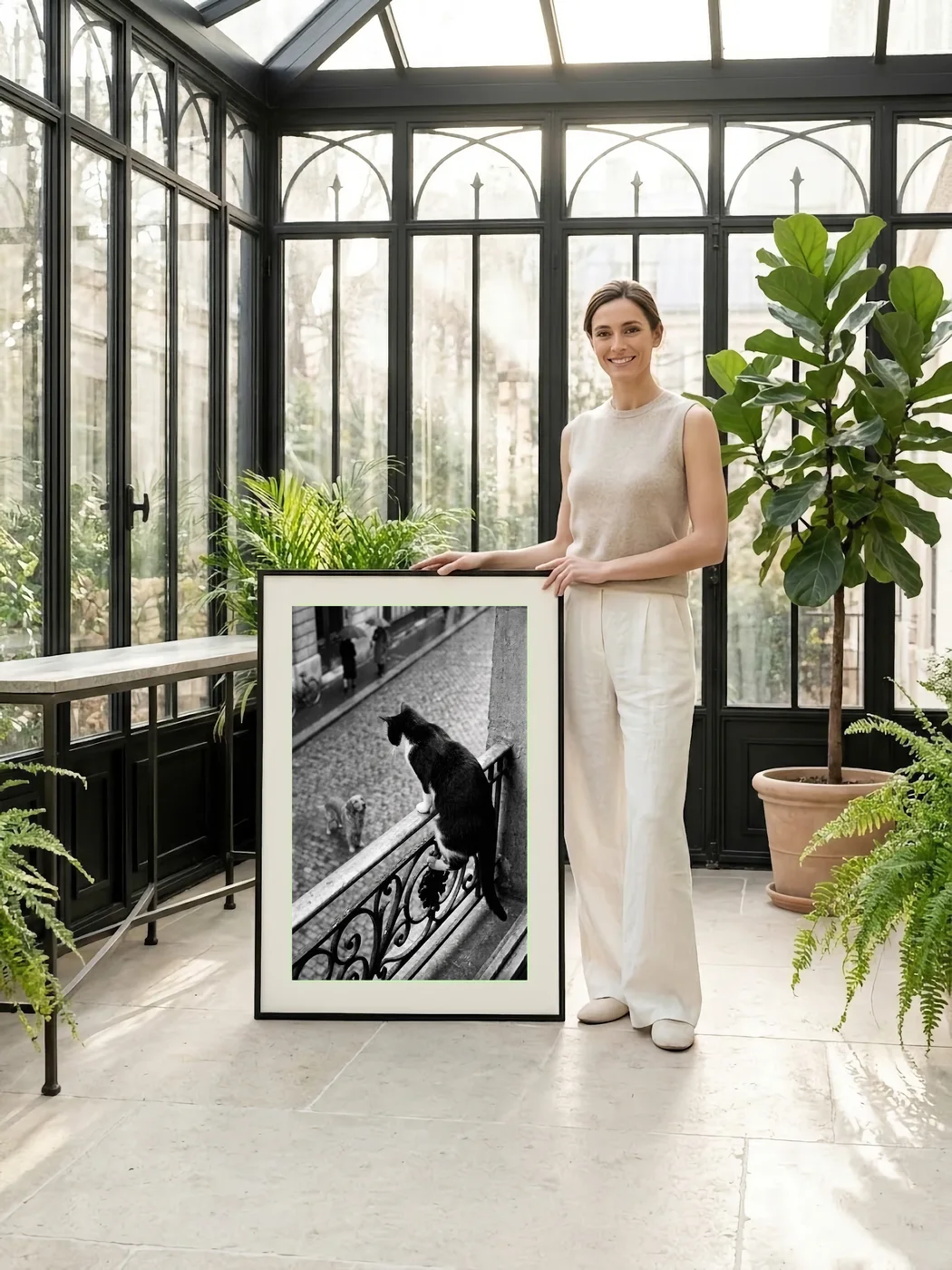 Mise en situation de L’Aparté des Pavés à échelle humaine dans un jardin d’hiver parisien